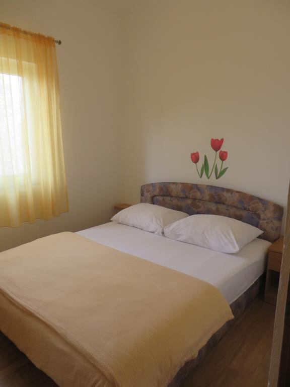 Apartments Gloria Biograd Na Moru Habitación foto